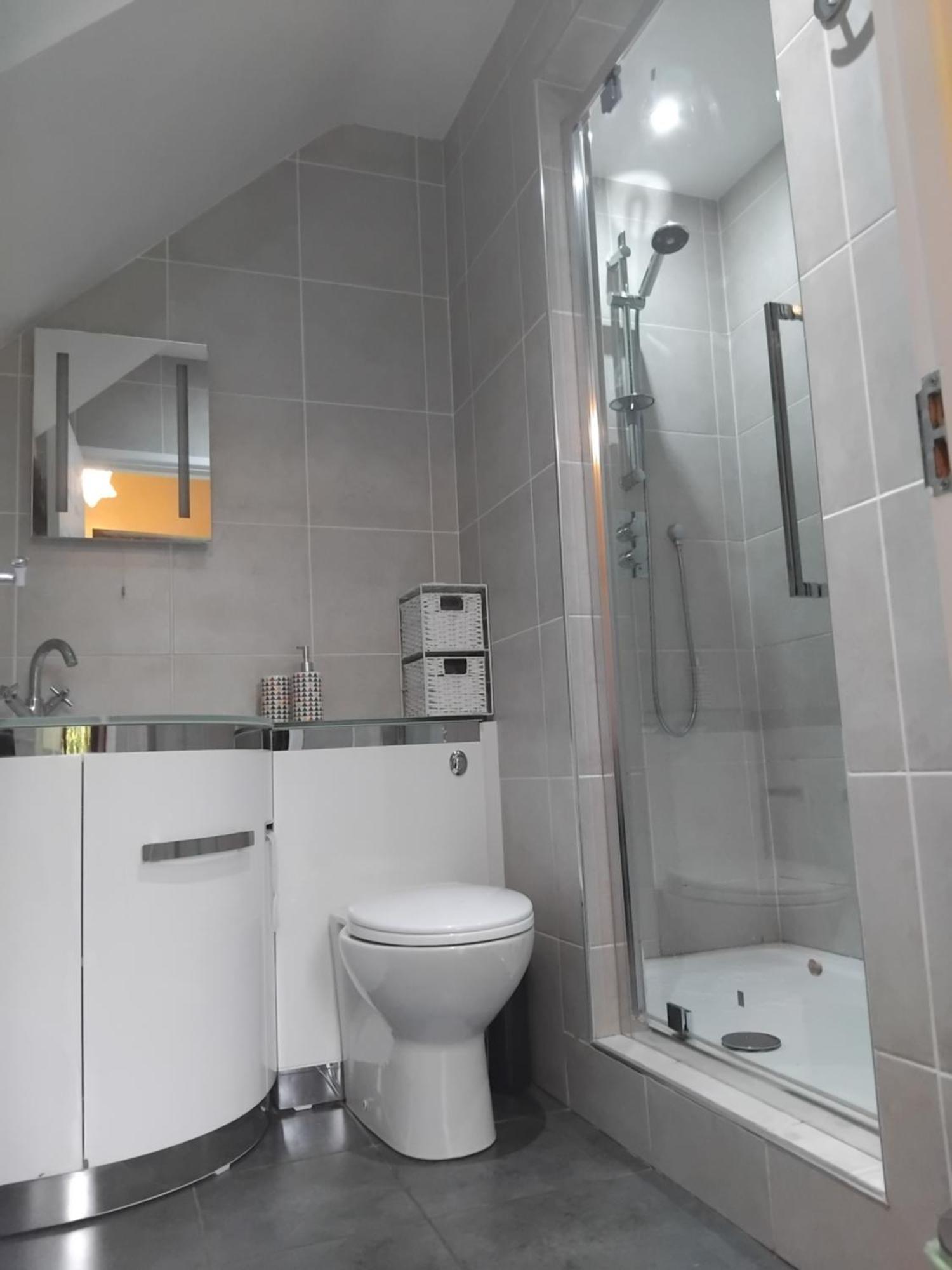 Post Office Row Apartment And Garden Crickhowell Buitenkant foto